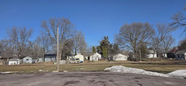 $19,900 | 113 Parker Lane, Redwood Falls, MN 56283