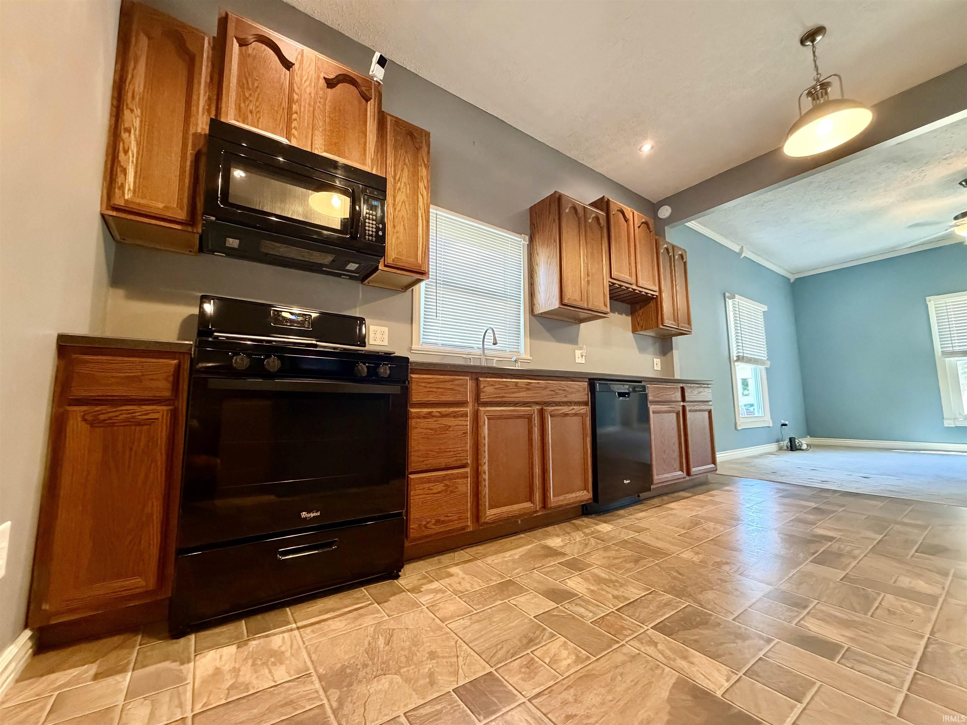 1915 7th Street Bedford, IN 47421 - Photo 11 of 28