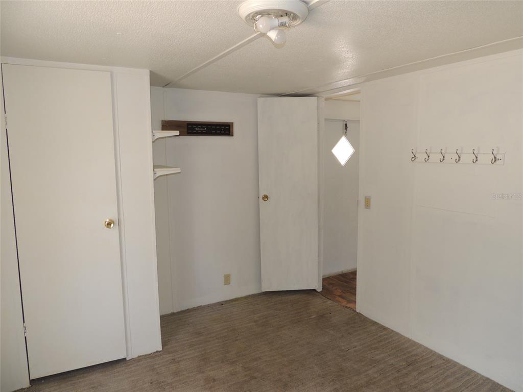 10231 Northeast 87 Place Bronson, FL 32621 - Photo 13 of 17 a view of an empty room