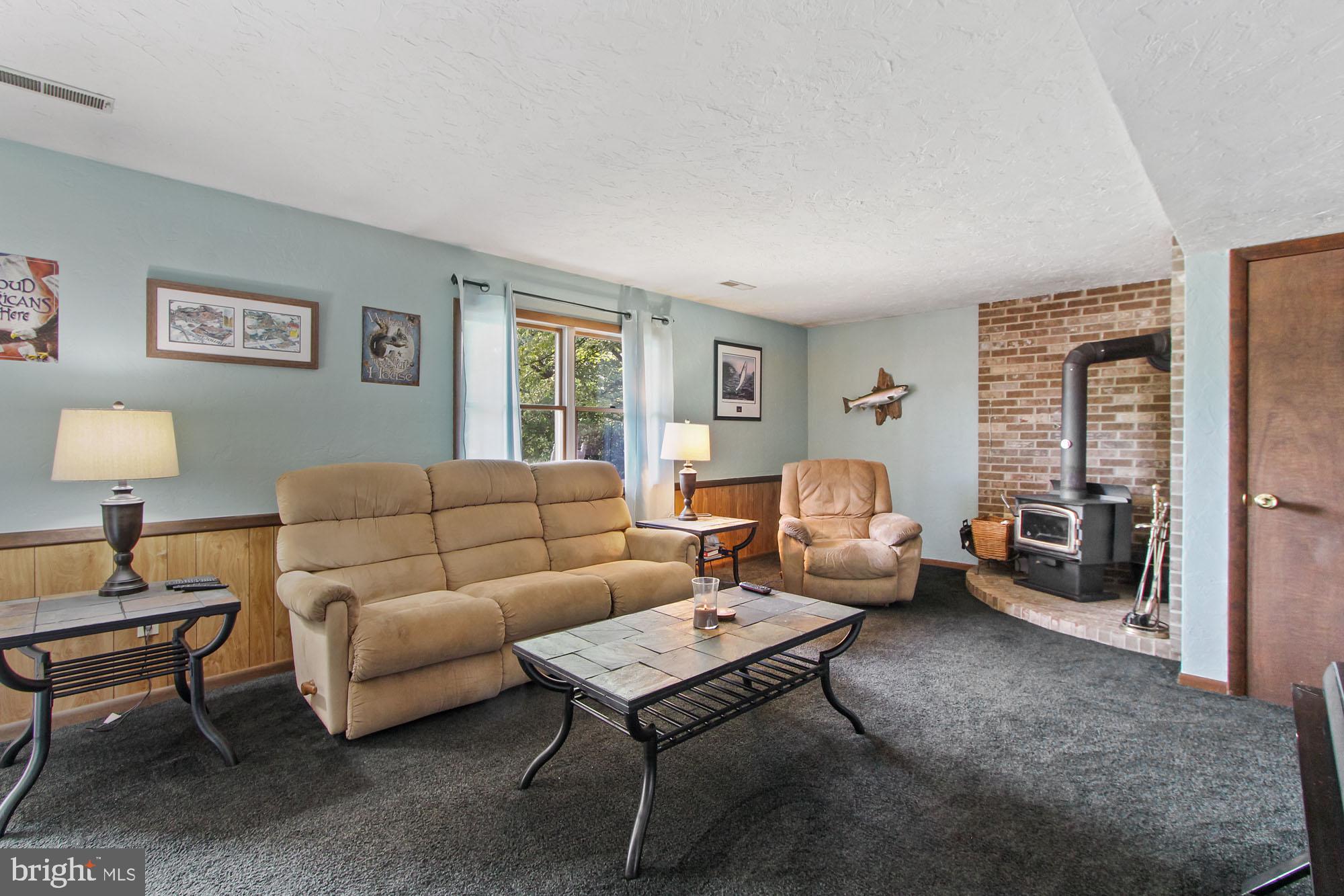 229 Troy Road Dallastown, PA 17313 - Photo 4 of 28 Gallery Image 4