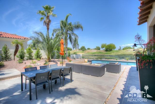 374 Loch Lomond Road Rancho Mirage, CA 92270 - Photo 26 of 38 an outdoor space with furniture