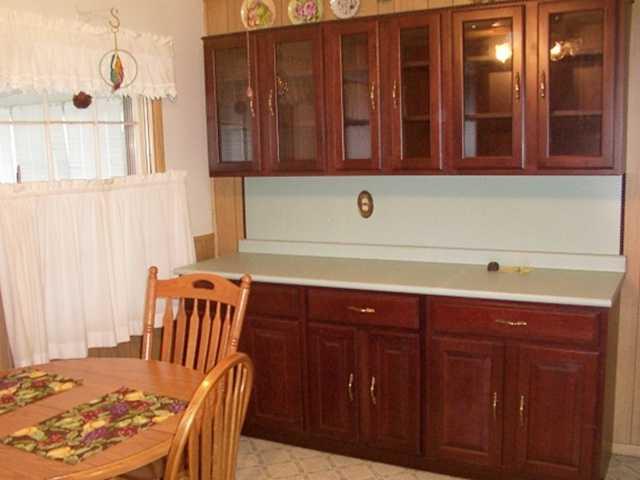 2602 Ebbie Road Indianapolis, IN 46219 - Photo 6 of 9 Gallery Image 6