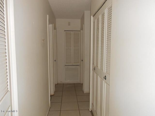 2062 Ne Port Palm Bay, FL 32905 - Photo 5 of 10 DSCN8604