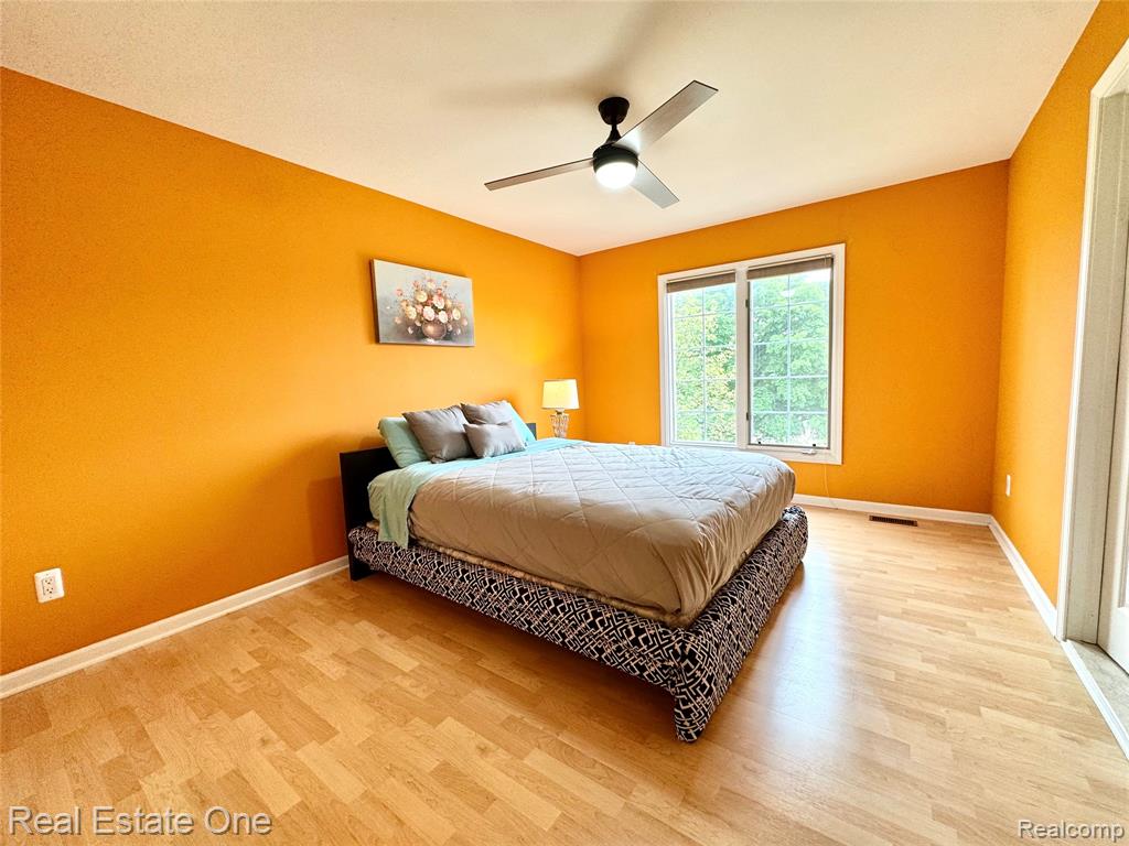 1215 Letica Drive Rochester, MI 48307 - Photo 25 of 43