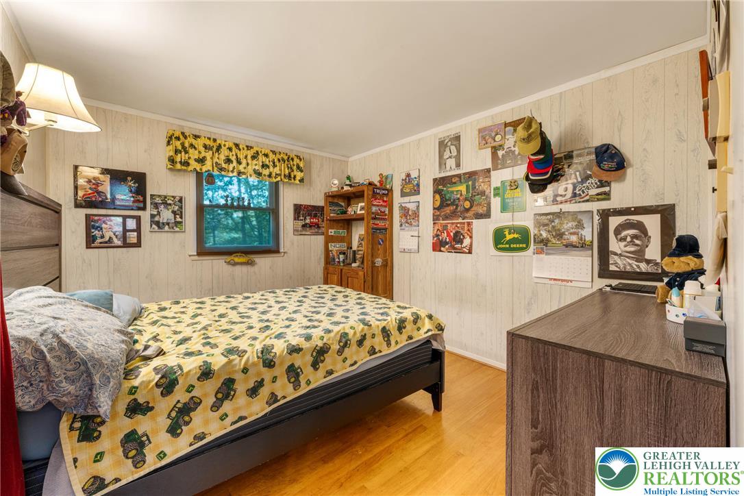 1471 State Road Coopersburg, PA 18036 - Photo 23 of 73 a bedroom with a bed and dresser