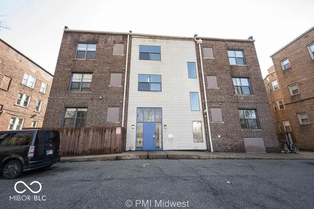 $725 | 3736 North Meridian Street, Unit 3, Indianapolis, IN 46208