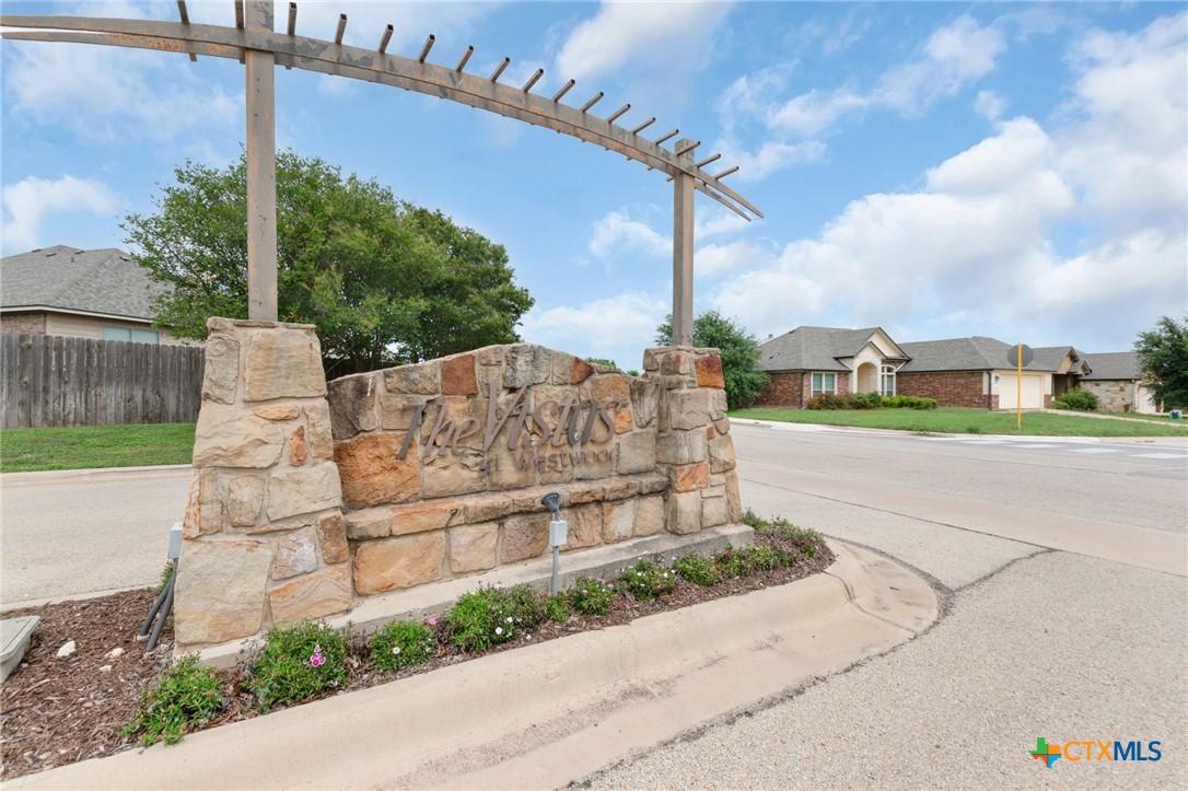408 Copper Ridge Loop Temple, TX 76502 - Photo 5 of 39 Gated community entrance at Hills of Westwood Phase II