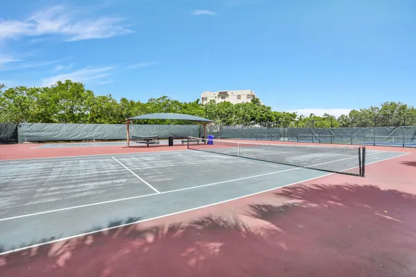 $2,300 | 800 Cypress Boulevard, Unit 204A, Pompano Beach, FL 33069
