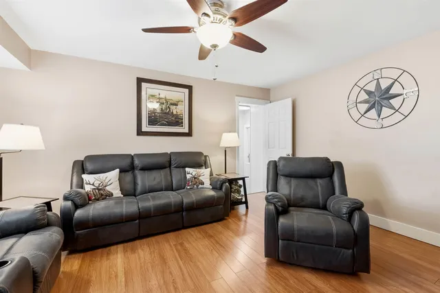 $299,900 | 70 Wylie Court, Unit 15, Conway, NH 03860