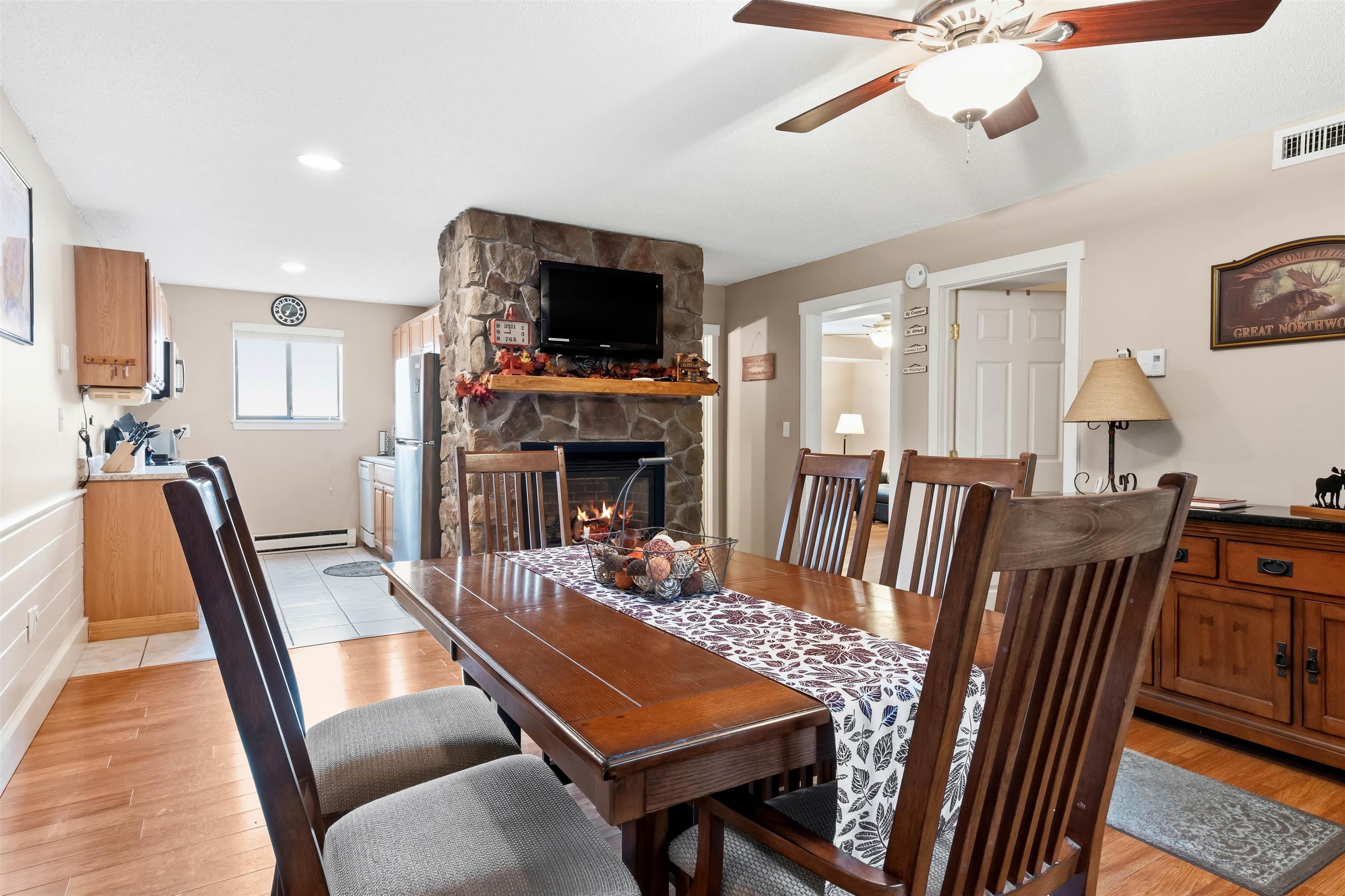 70 Wylie Court, Unit 15 Conway, NH 03860 - Photo 2 of 33