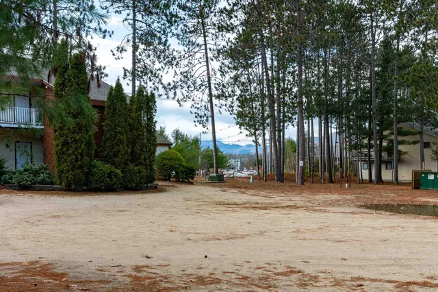 $299,900 | 70 Wylie Court, Unit 15, Conway, NH 03860