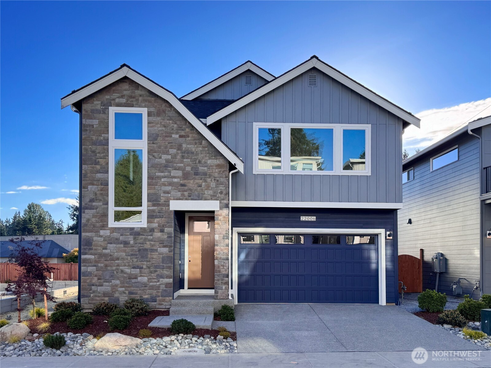 22006 81st Place West Edmonds, WA 98026 - Photo 1 of 26