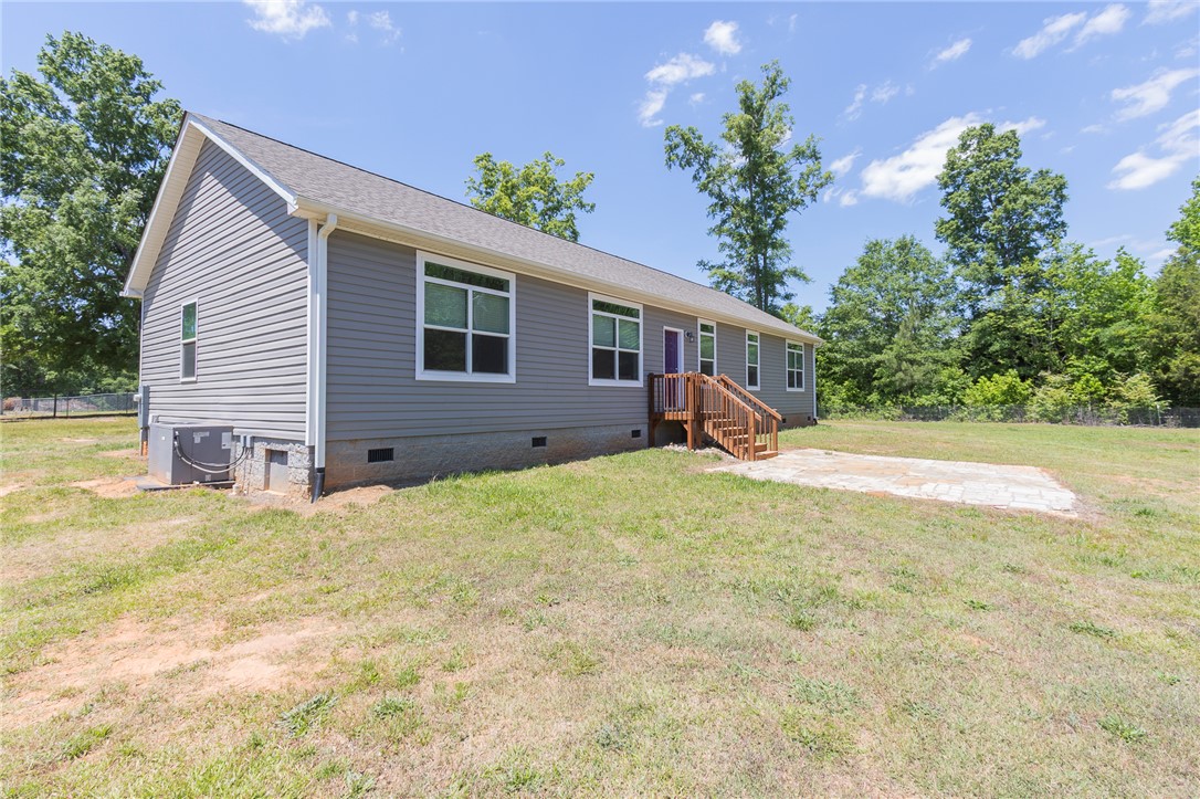 115 Benton Road Belton, SC 29627 - Photo 2 of 43