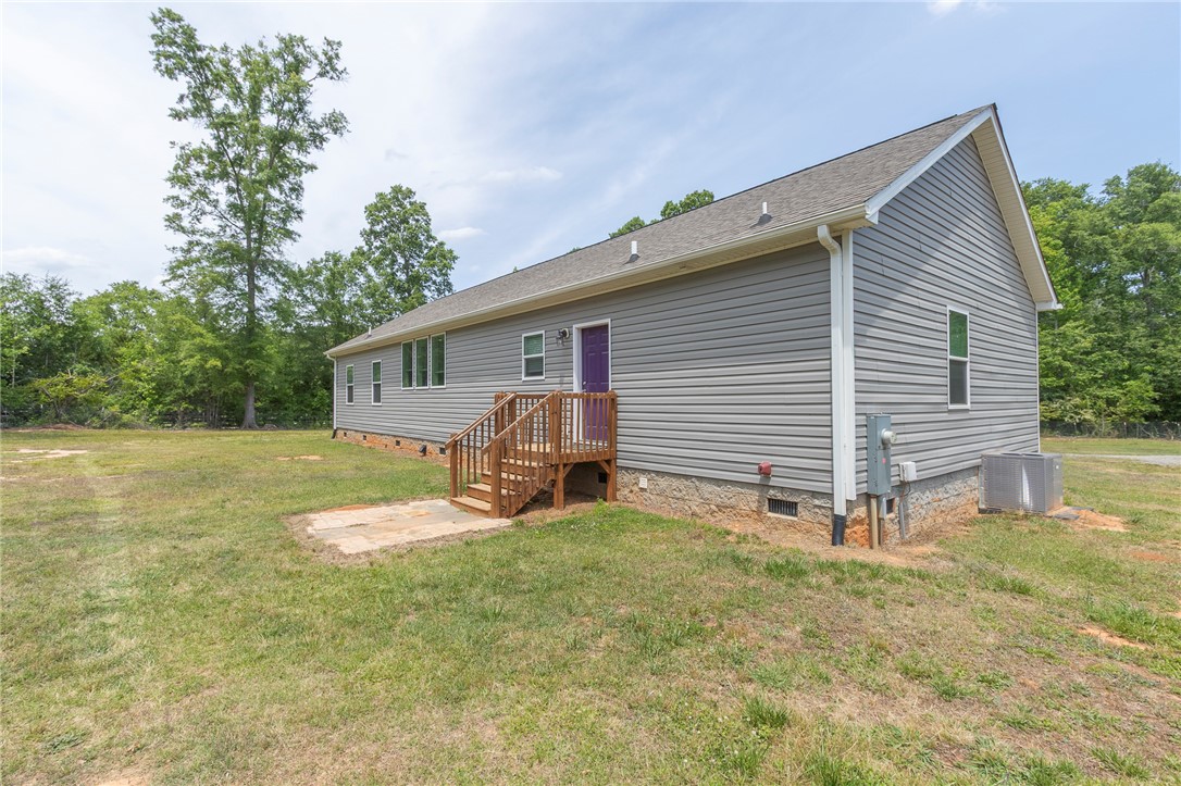 115 Benton Road Belton, SC 29627 - Photo 37 of 43