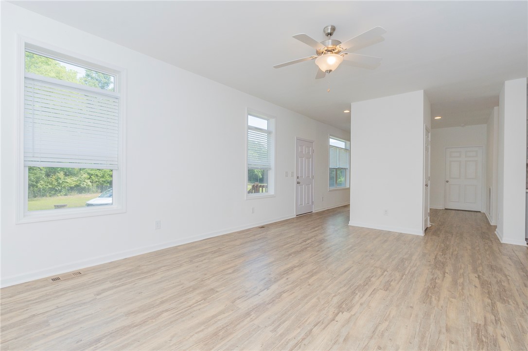 115 Benton Road Belton, SC 29627 - Photo 7 of 43