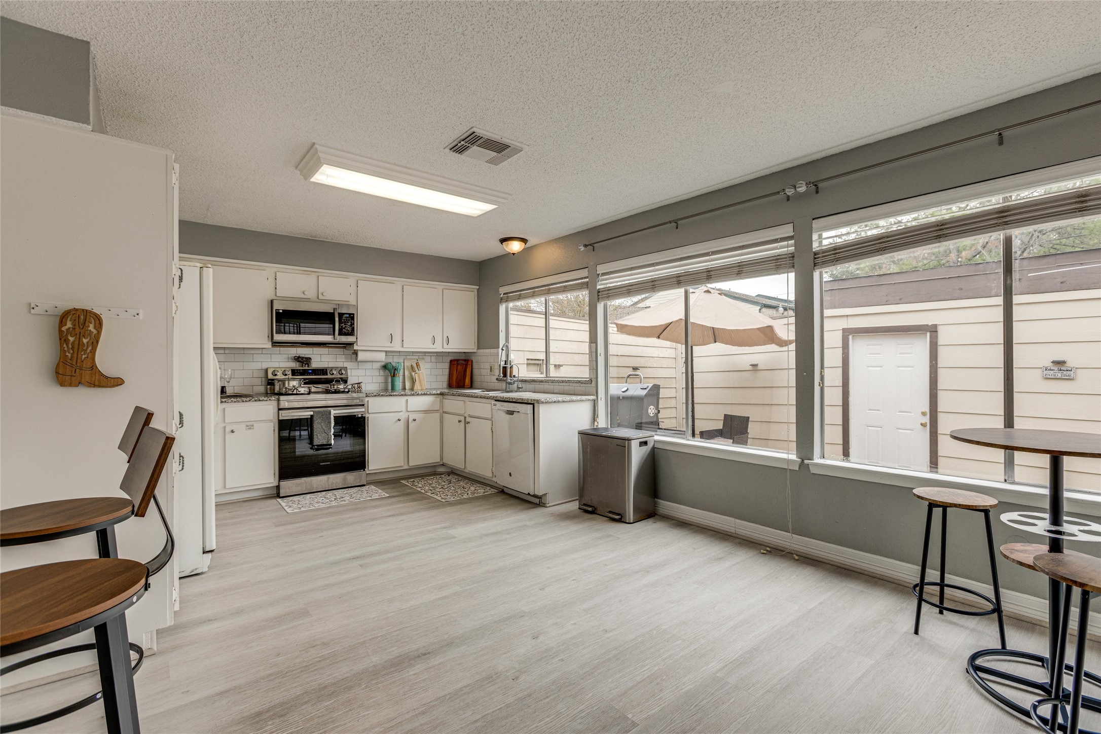 7114 South Dairy Ashford Road Houston, TX 77072 - Photo 18 of 26 Gallery Image 18