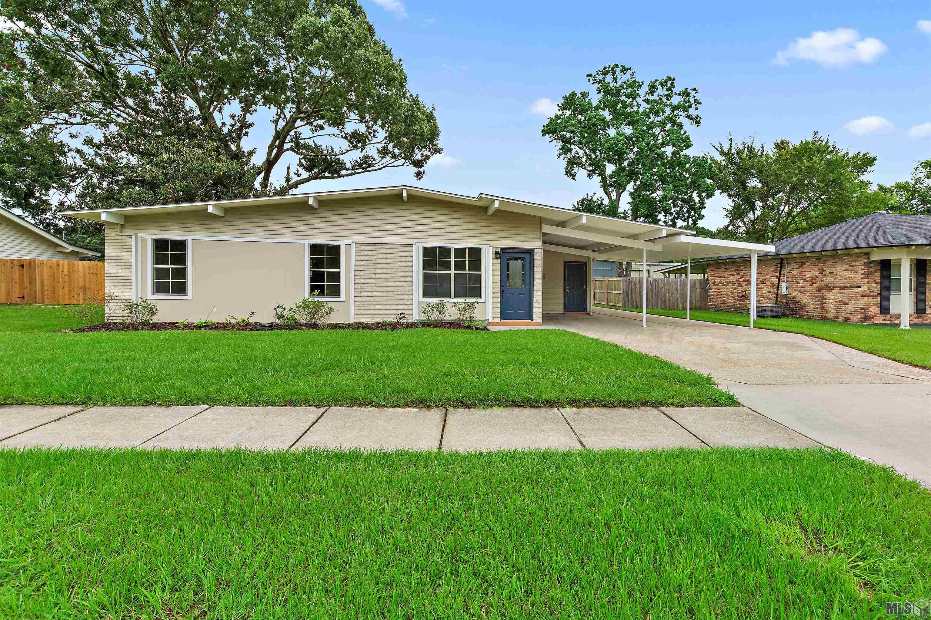 2069 Cedarcrest Avenue Baton Rouge, LA 70816 - Photo 1 of 18 Gallery Image 1
