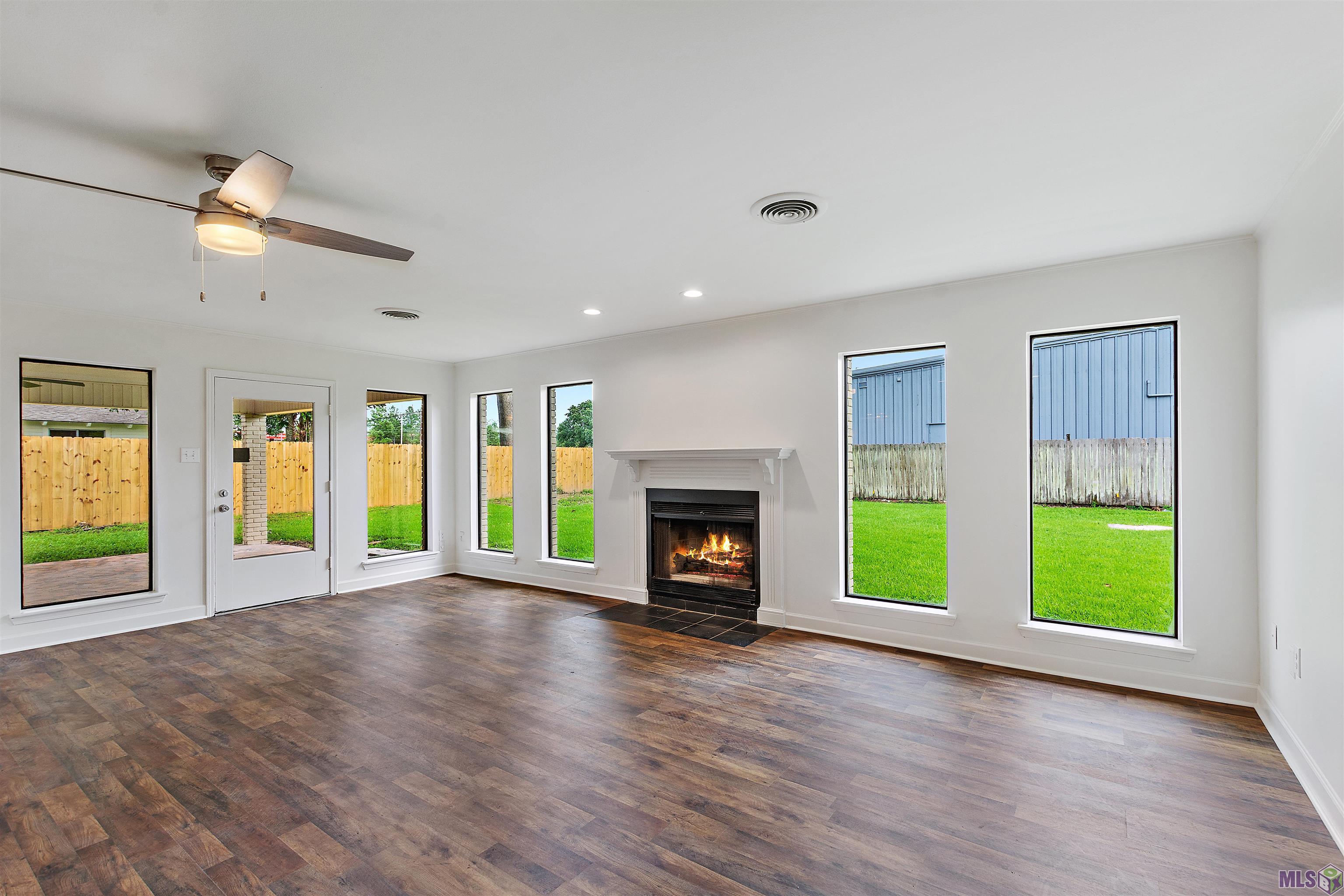2069 Cedarcrest Avenue Baton Rouge, LA 70816 - Photo 6 of 18 Gallery Image 6