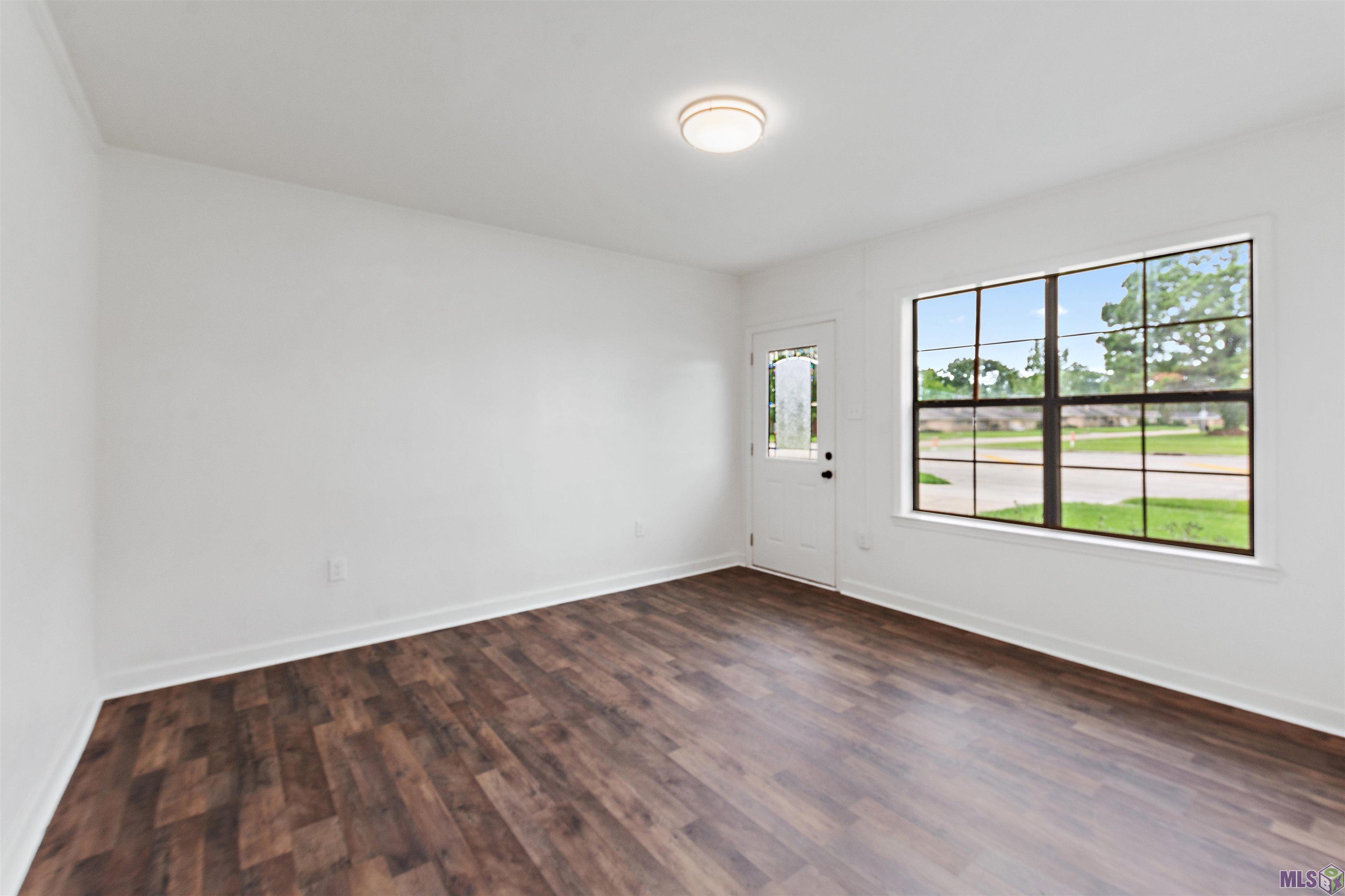 2069 Cedarcrest Avenue Baton Rouge, LA 70816 - Photo 7 of 18 Gallery Image 7