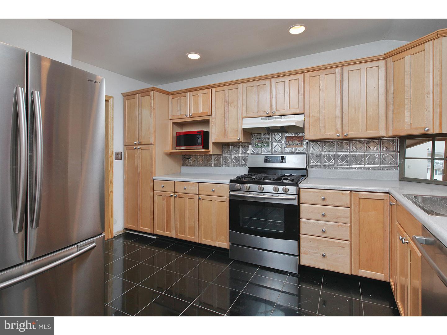 216 Downing Road Somerdale, NJ 08083 - Photo 2 of 18 Gallery Image 2
