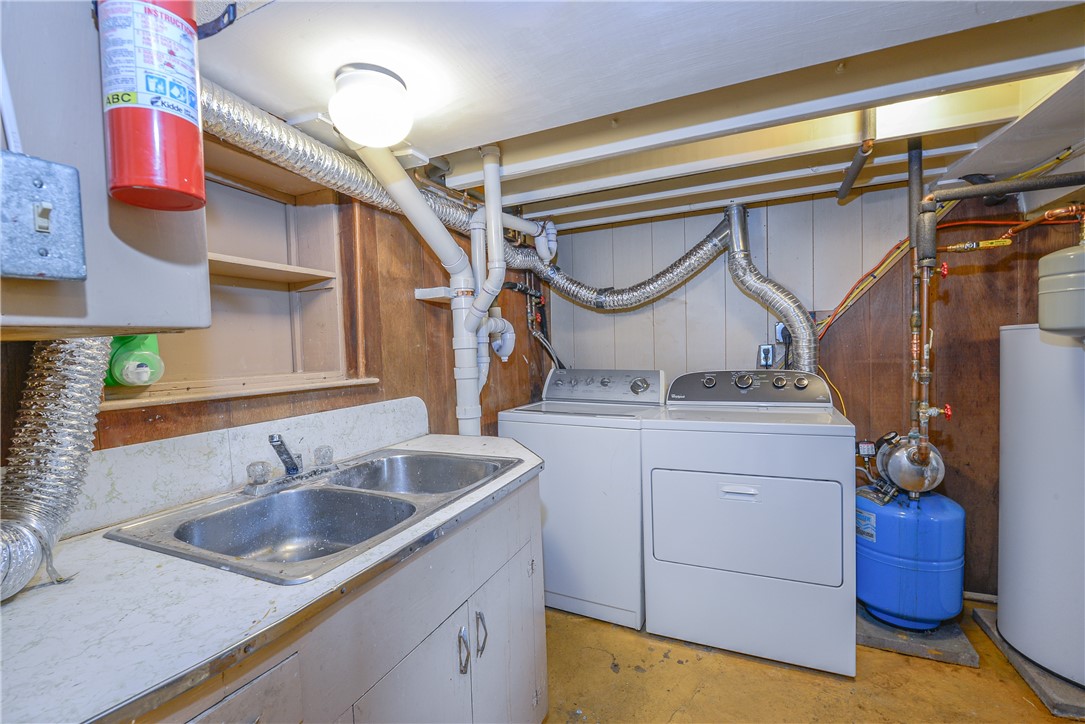 12 Draper Avenue Middletown, RI 02842 - Photo 28 of 46 Laundry / storage/ utlity