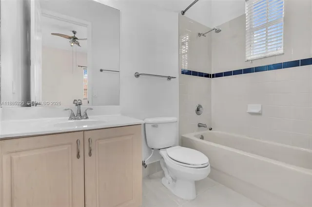 $425,000 | 14634 Southwest 5th Street, Unit 15, Pembroke Pines, FL 33027