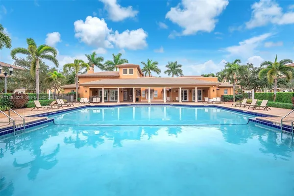 $410,000 | 14634 Southwest 5th Street, Unit 15, Pembroke Pines, FL 33027
