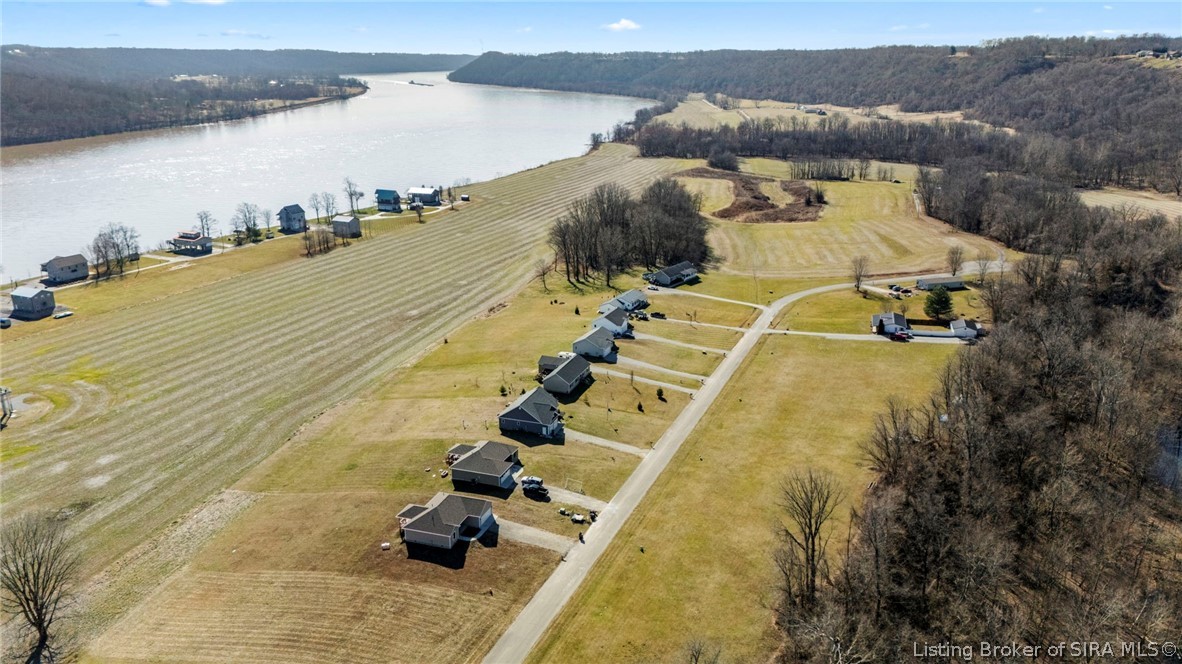 2271 Bluff Run Drive Hanover, IN 47243 - Photo 2 of 32