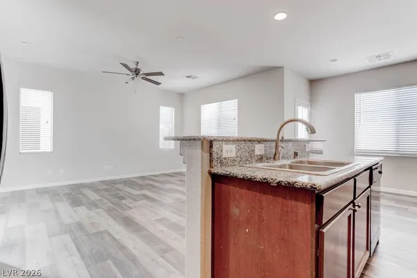 $1,995 | 1133 Via Rocca, Henderson, NV 89052