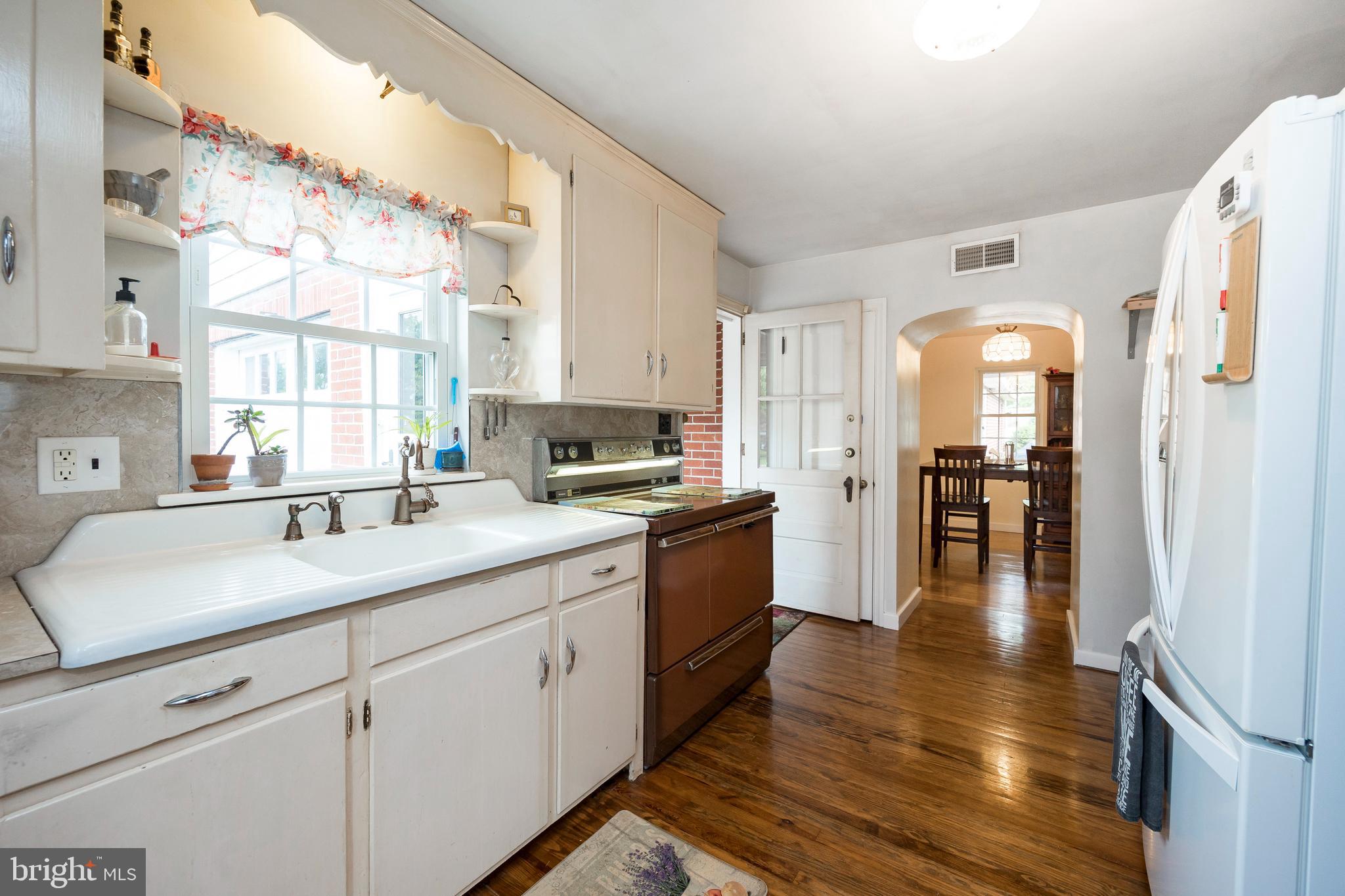 2948 Cowpath Road Hatfield, PA 19440 - Photo 8 of 33 Kitchen