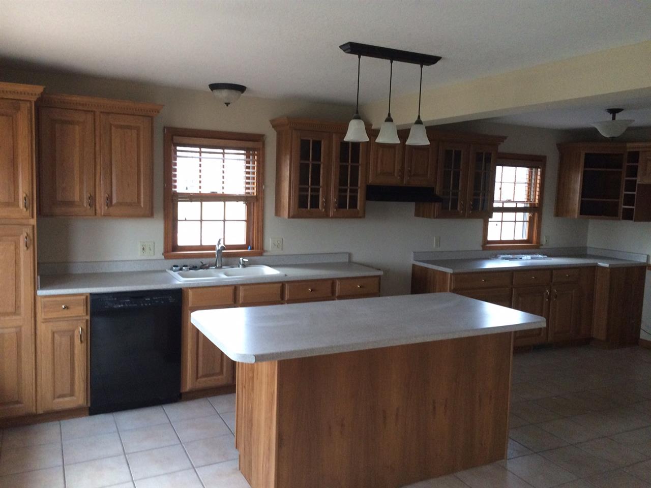 9017 Seiler Road New Haven, IN 46774 - Photo 3 of 26
