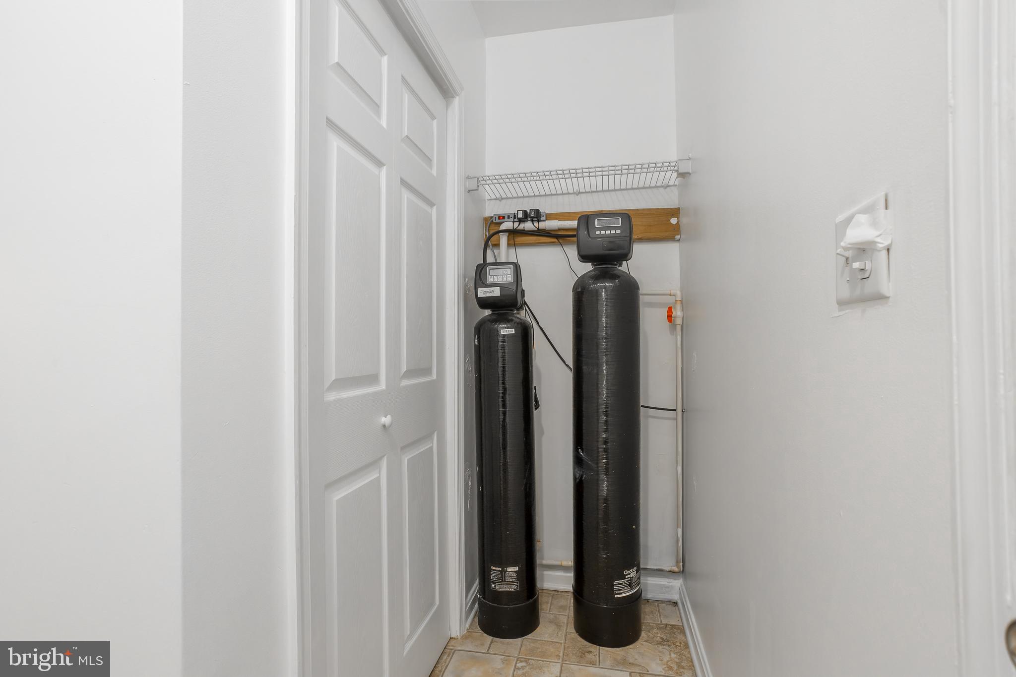 8952 Cannon Road Bridgeville, DE 19933 - Photo 23 of 29 a view of walk in closet