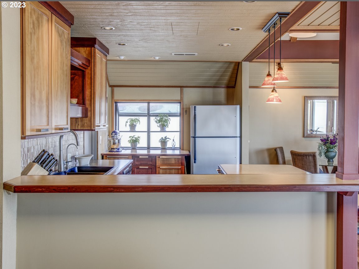 24600 Northwest St Helens Road, Unit M04 Portland, OR 97231 - Photo 8 of 32 Gallery Image 8