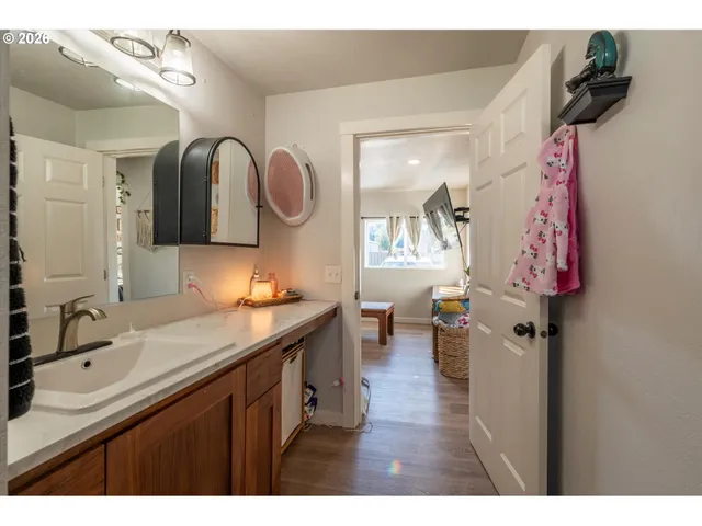 $289,000 | 130 South 7th Street, Lakeside, OR 97449