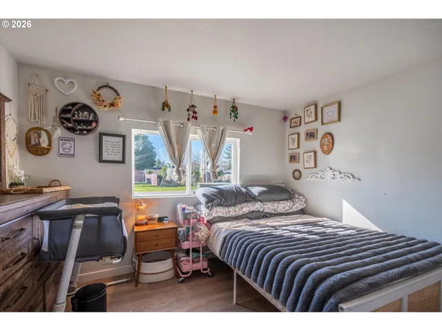 $289,000 | 130 South 7th Street, Lakeside, OR 97449