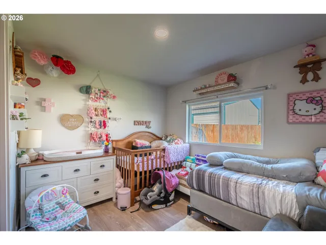 $289,000 | 130 South 7th Street, Lakeside, OR 97449