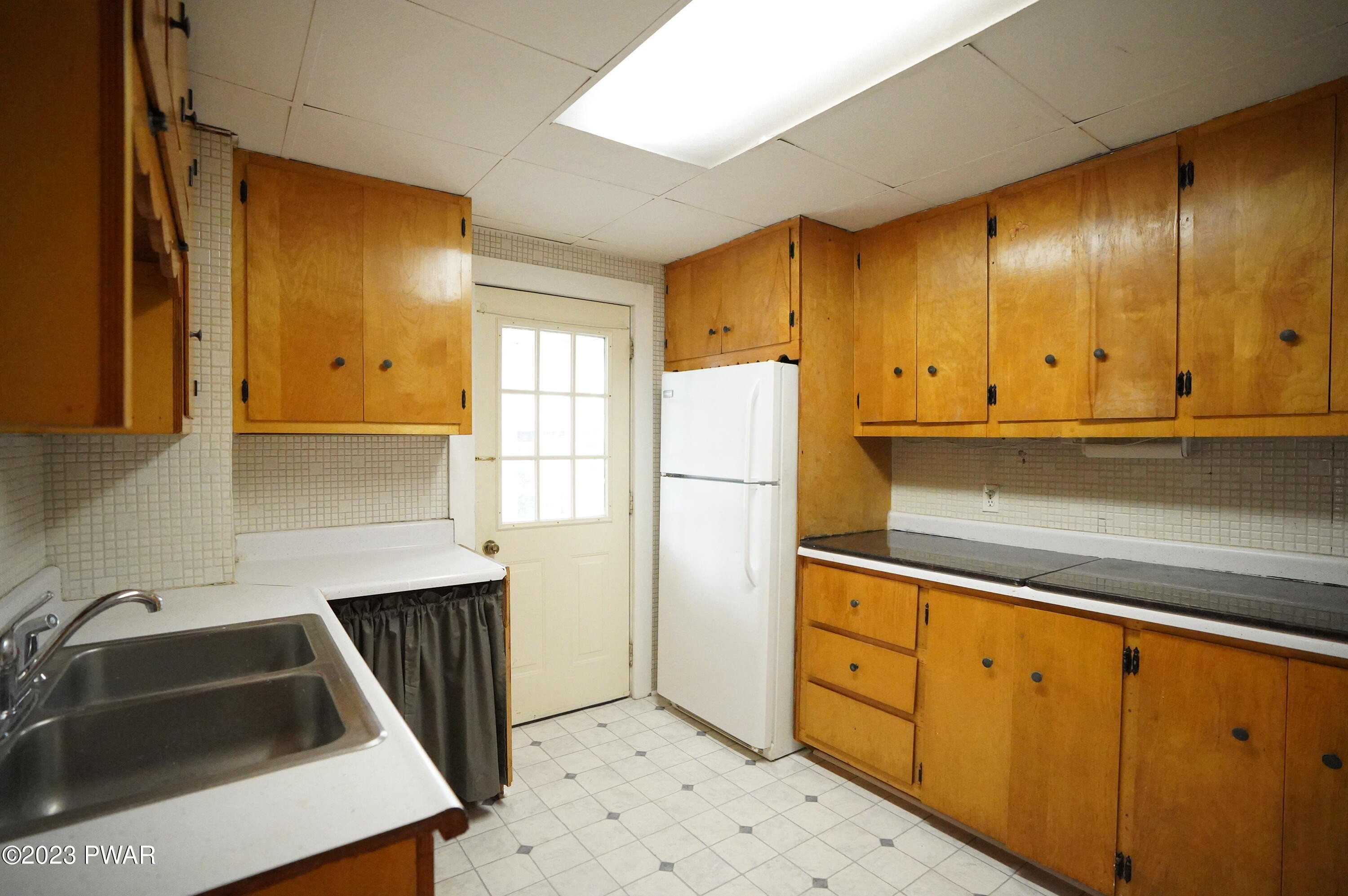 322 North Main Street Moscow, PA 18444 - Photo 6 of 48