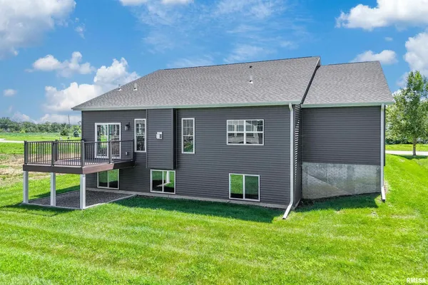 $449,900 | 1708 Connor Court, Clinton, IA 52732