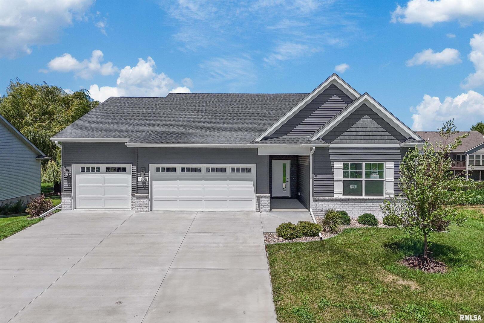 1708 Connor Court Clinton, IA 52732 - Photo 2 of 35
