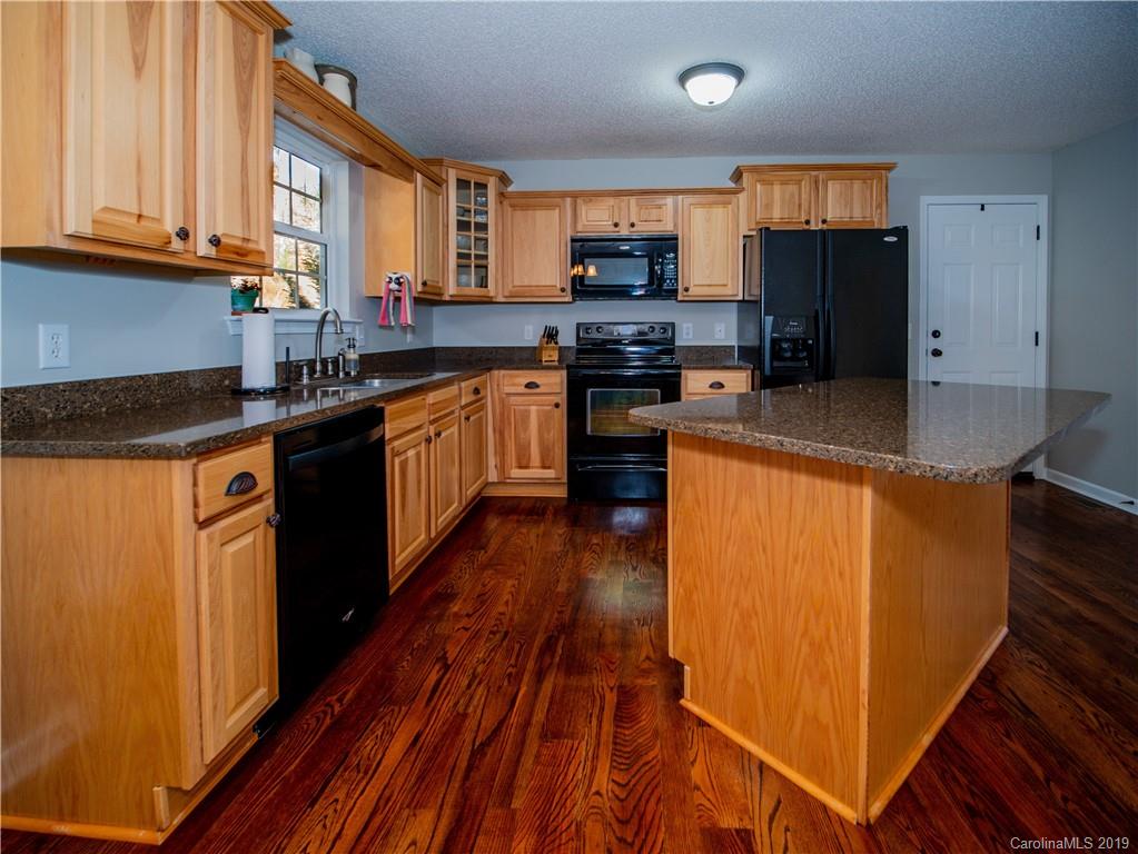60 Thad Johnson Road Saluda, NC 28773 - Photo 13 of 30 Gallery Image 13