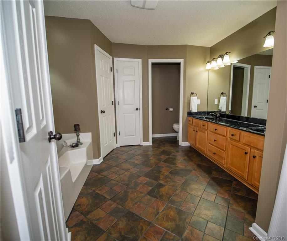 60 Thad Johnson Road Saluda, NC 28773 - Photo 18 of 30 Gallery Image 18
