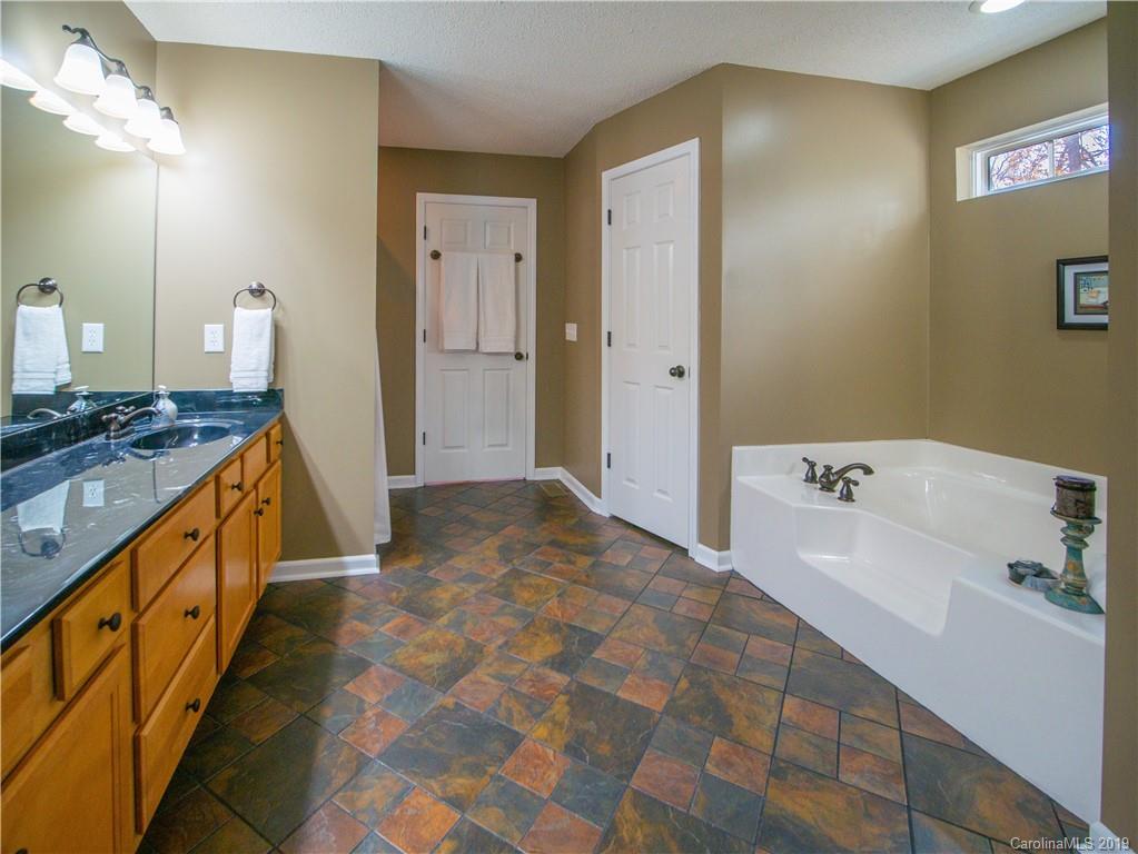 60 Thad Johnson Road Saluda, NC 28773 - Photo 19 of 30 Gallery Image 19