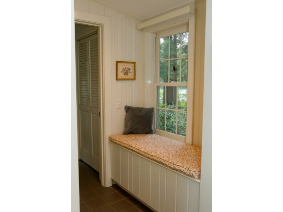43 Woody Point Road New London, NH 03257 - Photo 13 of 33