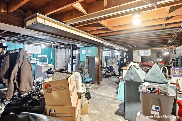 $219,000 | 2609 North Pine Street, Waukegan, IL 60087