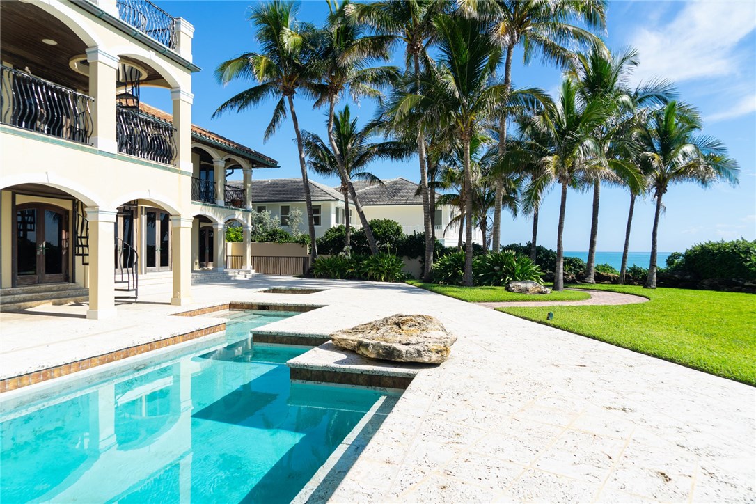 10880 Florida A1A Vero Beach, FL 32963 - Photo 26 of 34