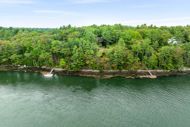 $688,000 | 124 Main Road, Westport Island, ME 04578