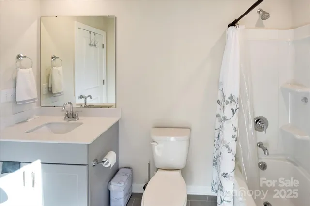 $325,000 | 2312 Belterra Drive, Charlotte, NC 28216