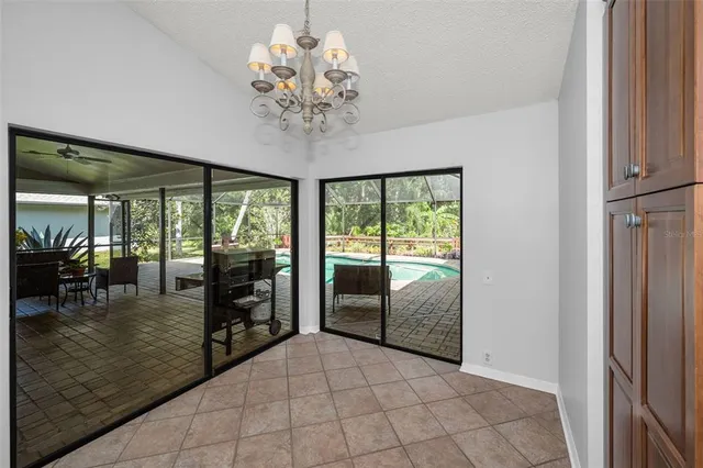 a view of a livingroom with furniture window and outside view