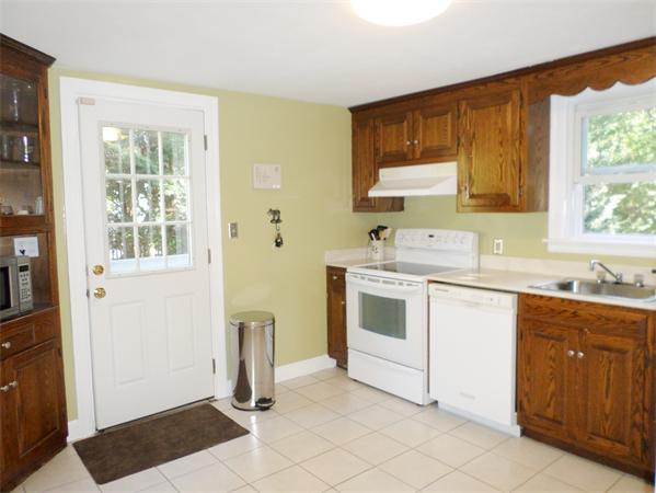 12 Spring Street Framingham, MA 01702 - Photo 3 of 22 Gallery Image 3