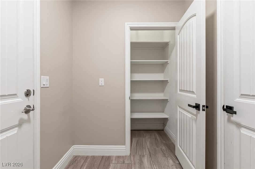 3807 Chapels Royal Street Laughlin, NV 89029 - Photo 36 of 62 View of closet